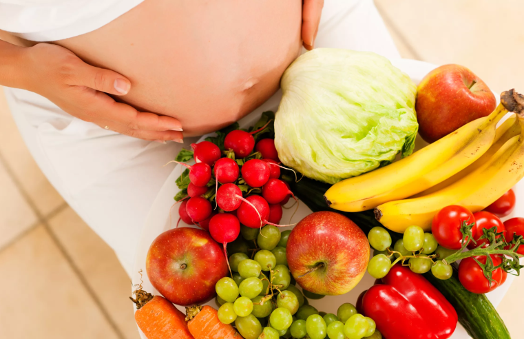 Má nutrição na gravidez pode afetar gerações futuras e perpetuar a desigualdade 