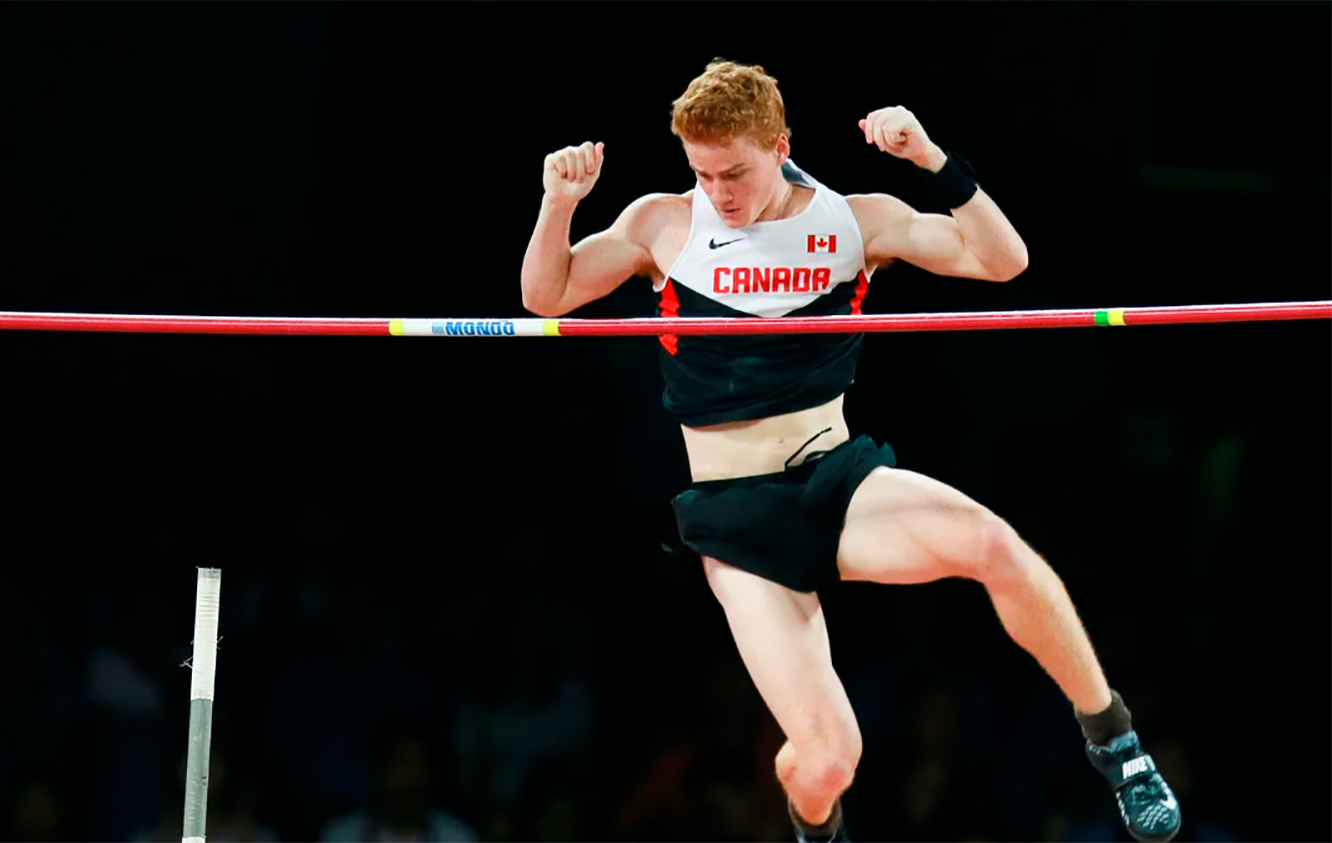 Shawn Barber, campeão mundial de salto com vara, morre aos 29 anos