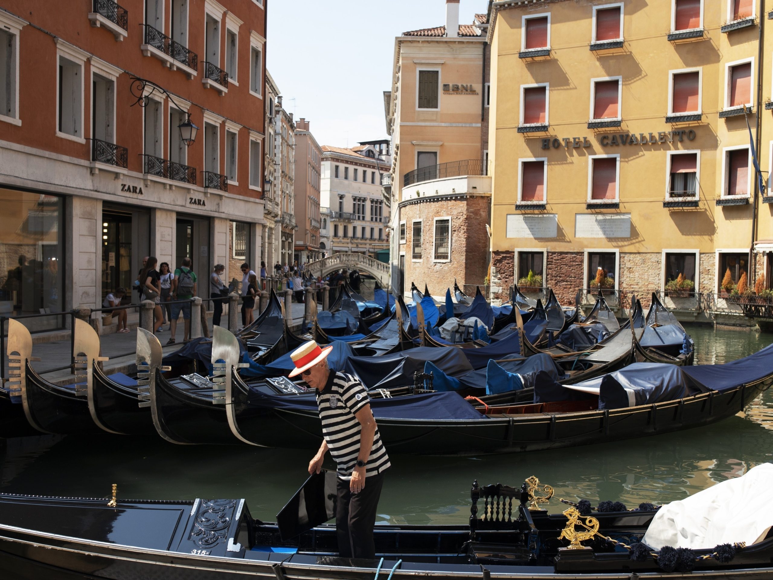 Veneza quer proibir grupos maiores de 25 turistas e alto falantes na cidade