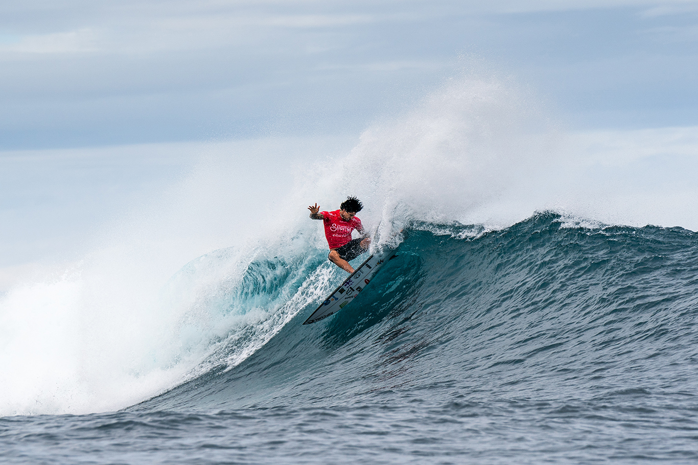 Na luta por vagas extras no surfe olímpico, Brasil disputa evento em Porto Rico