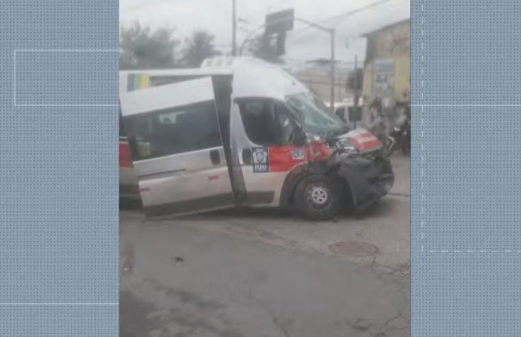 Acidente entre ônibus e van deixa dois mortos em Santa Cruz, na Zona Oeste do Rio