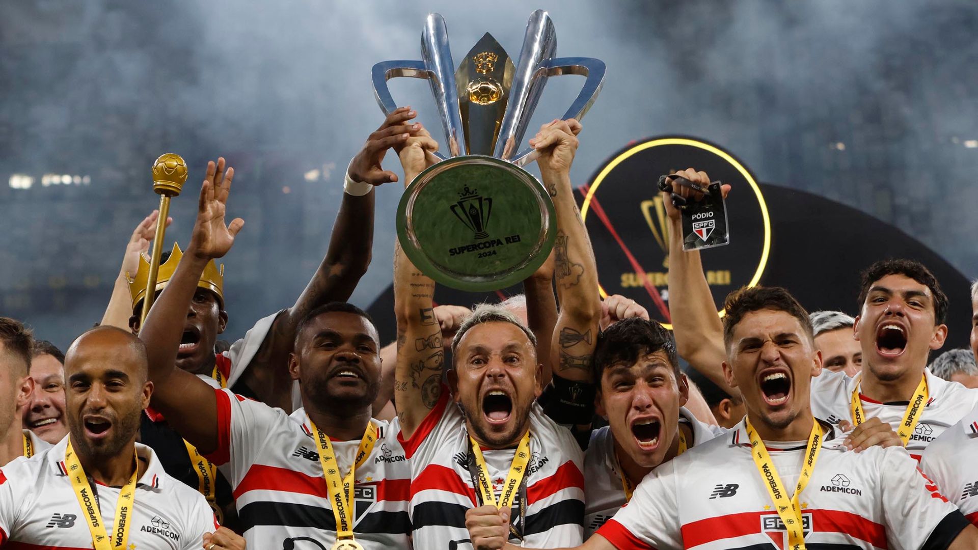 Supercopa: São Paulo vence Palmeiras por 4 a 2 nos pênaltis e conquista o título