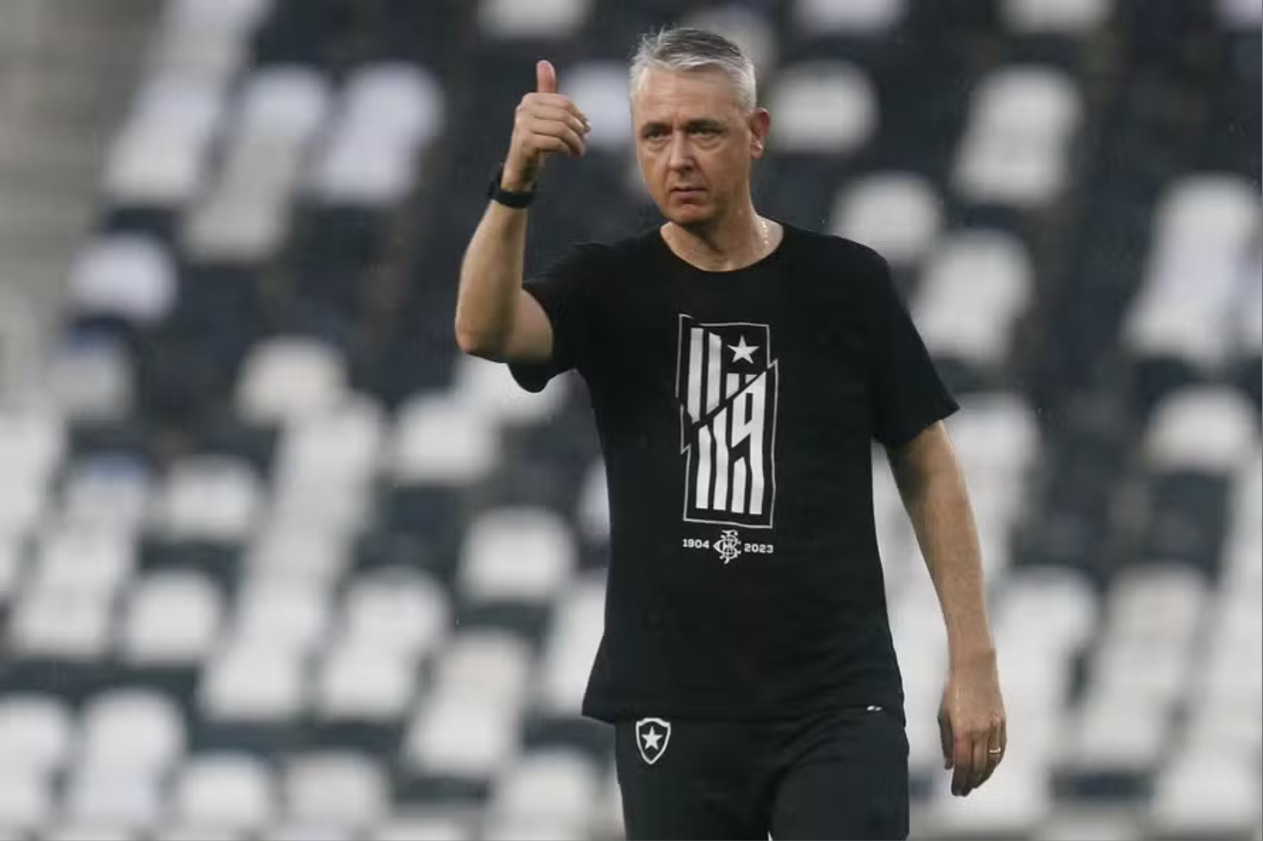 Tiago Nunes é demitido do Botafogo após mais um resultado negativo