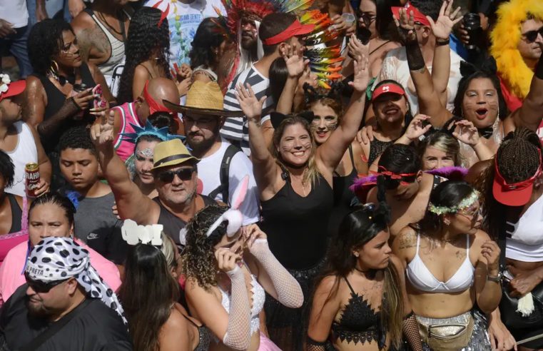 No Brasil, sete em cada 10 mulheres têm medo de assédio no carnaval 