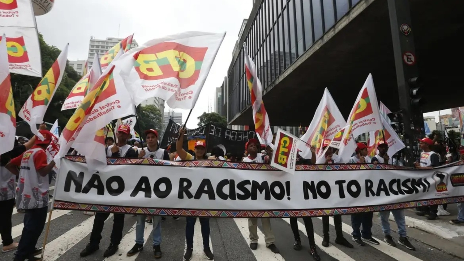 Fundo Brasil seleciona projetos de combate ao racismo no país 