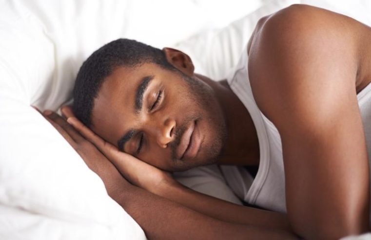 Novo estudo explica porque dormir pouco pode prejudicar a memória
