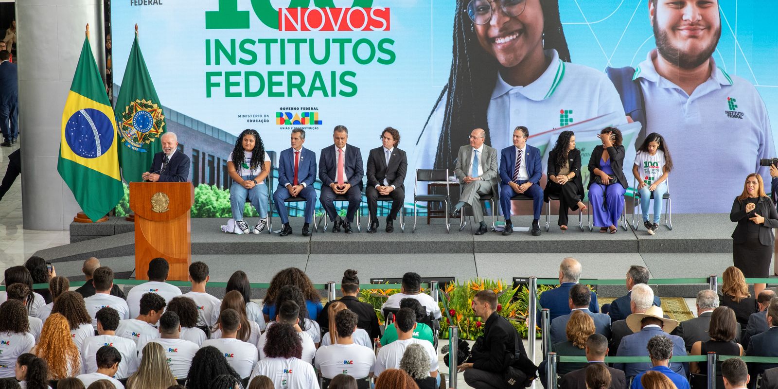 Governo expandirá rede federal de ensino com 100 novos Institutos