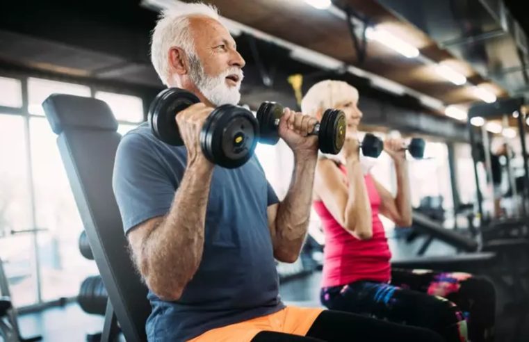 Musculação melhora sintomas de depressão e ansiedade em idosos 