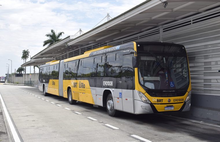 BRT Transcarioca celebra aumento no número de passageiros e diminuição nos intervalos