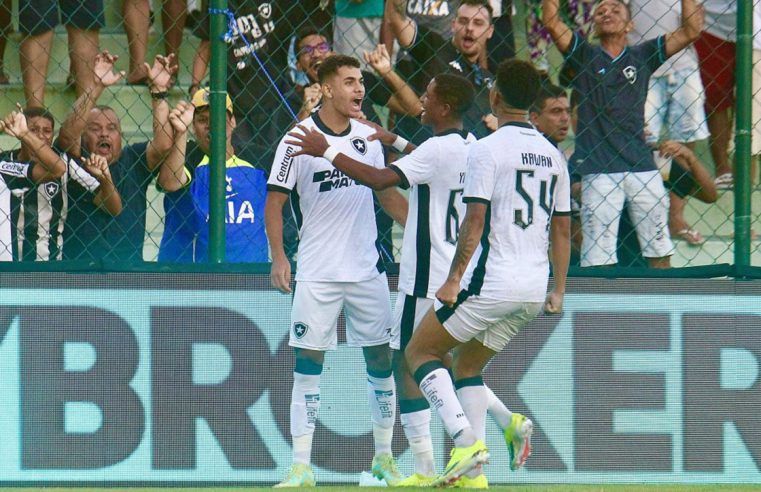 Pelas semifinais da Taça Rio, Botafogo vence Sampaio Corrêa por 2 X 1