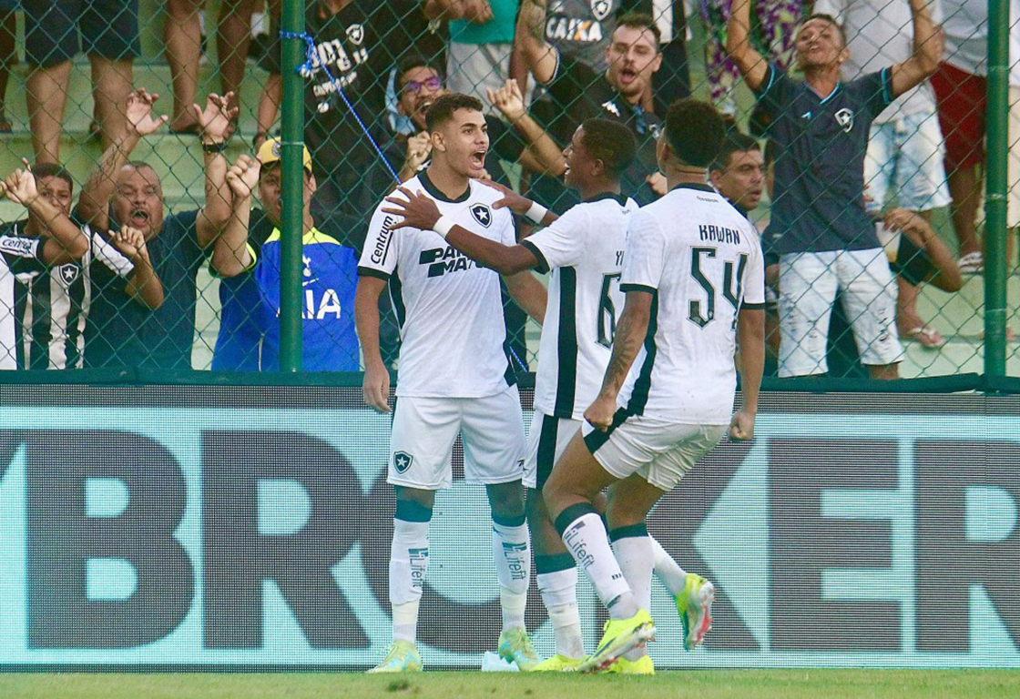 Pelas semifinais da Taça Rio, Botafogo vence Sampaio Corrêa por 2 X 1