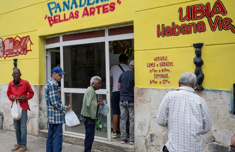 Cubanos protestam em meio a escassez de alimentos e falta de energia