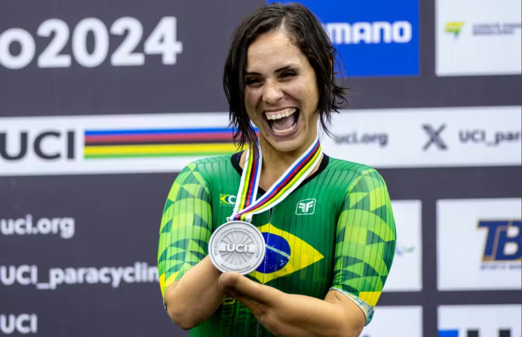 Sabrina Custódio ganha a prata no Mundial de Paraciclismo depois de lesão na clavícula