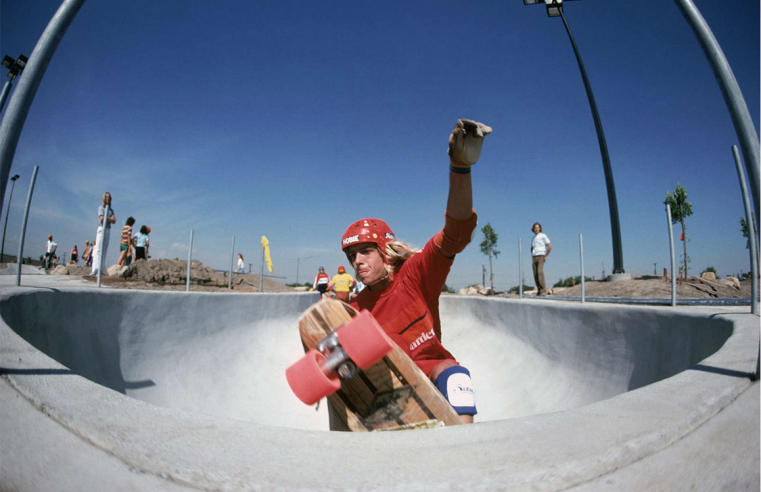 John Textor, dono da SAF do Botafogo já foi considerado prodígio do skate