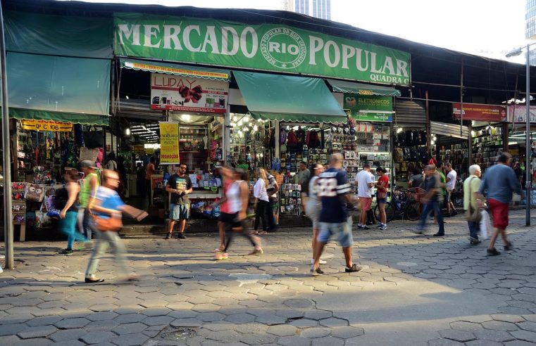 Rua Uruguaiana voltará a ter tráfego de veículos