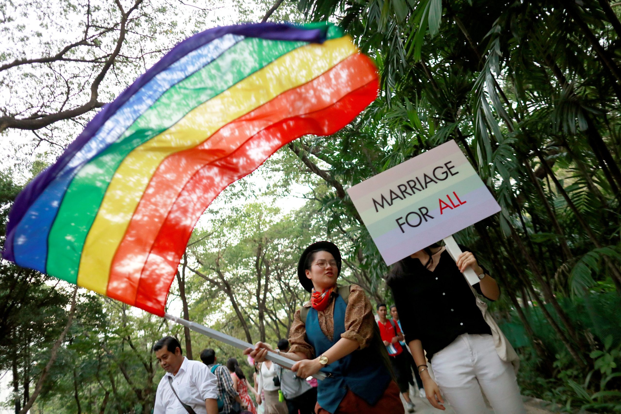 Parlamento tailandês aprova casamento entre pessoas do mesmo sexo, mas ainda vai ao Senado