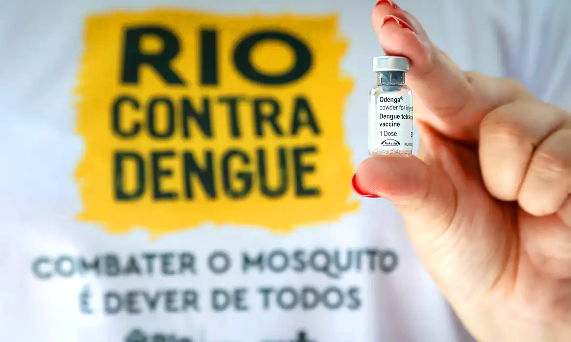 Dengue: Ministério da Saúde adverte que menos de 50% dos jovens voltaram para a 2ª dose da vacinação no Rio de Janeiro