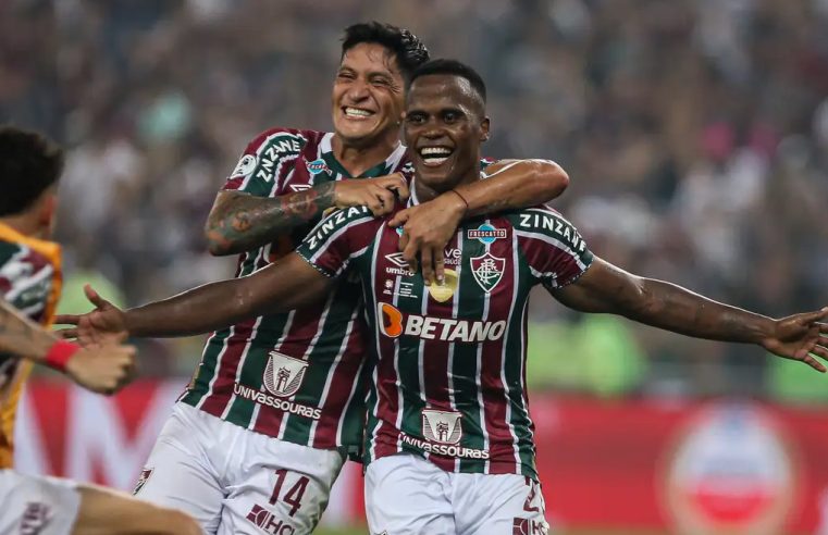 Fluminense bate LDU por 2 x 0, exorciza fantasma e é campeão da Recopa no Maracanã