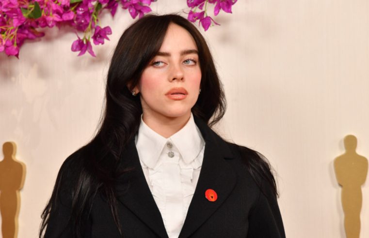 Billie Eilish declara apoio a Kamala Harris na corrida presidencial americana