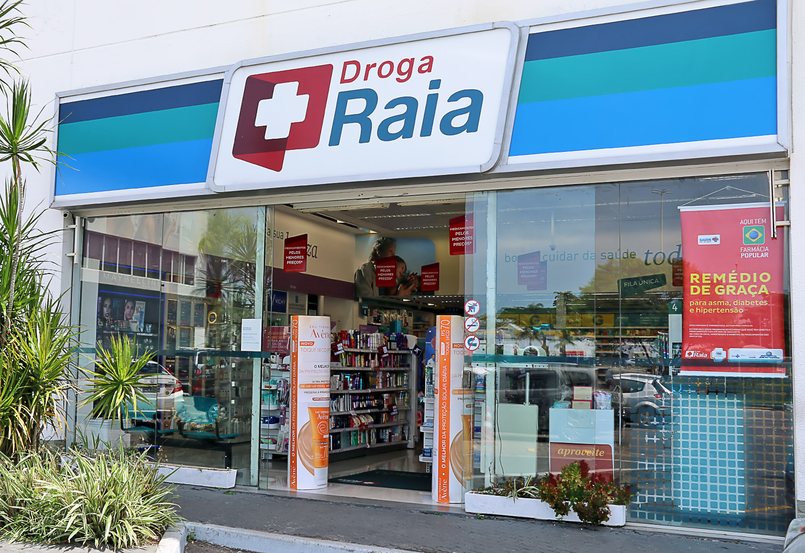 Droga Raia oferece aferição de pressão gratuita à população do Rio