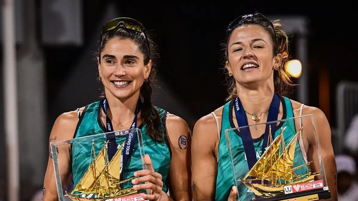 Bárbara e Carol são campeãs no vôlei de praia em Doha e ficam mais perto de Paris 2024