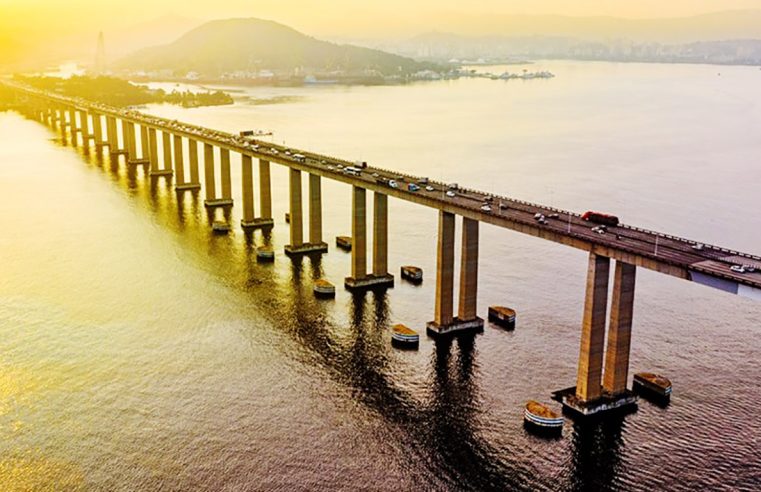 Ponte Rio-Niterói completa 50 anos