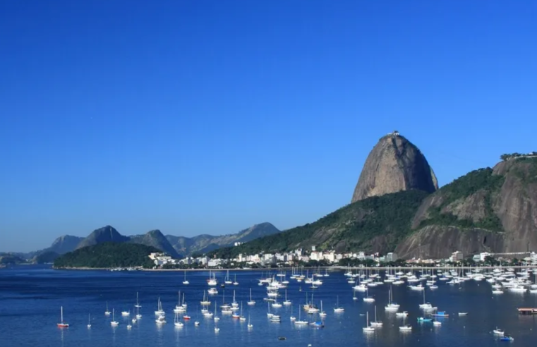 Previsão de sol forte e praias lotadas marcam o feriado no Rio