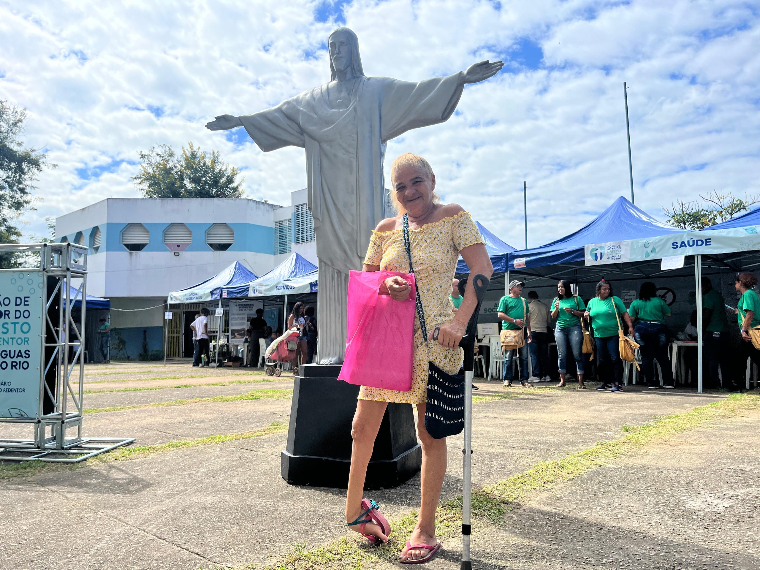 Mais de 900 atendimentos são realizados em ação social na Baixada Fluminense