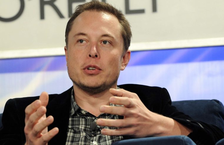 Ministro do STF investiga conduta de Elon Musk após ataques no antigo Twitter
