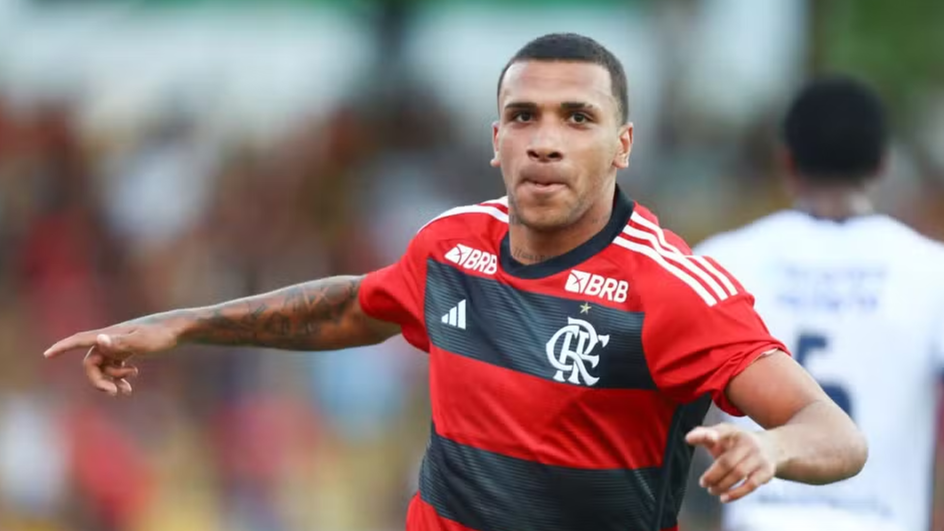 Petterson é liberado pelo Flamengo para negociar com o Avaí