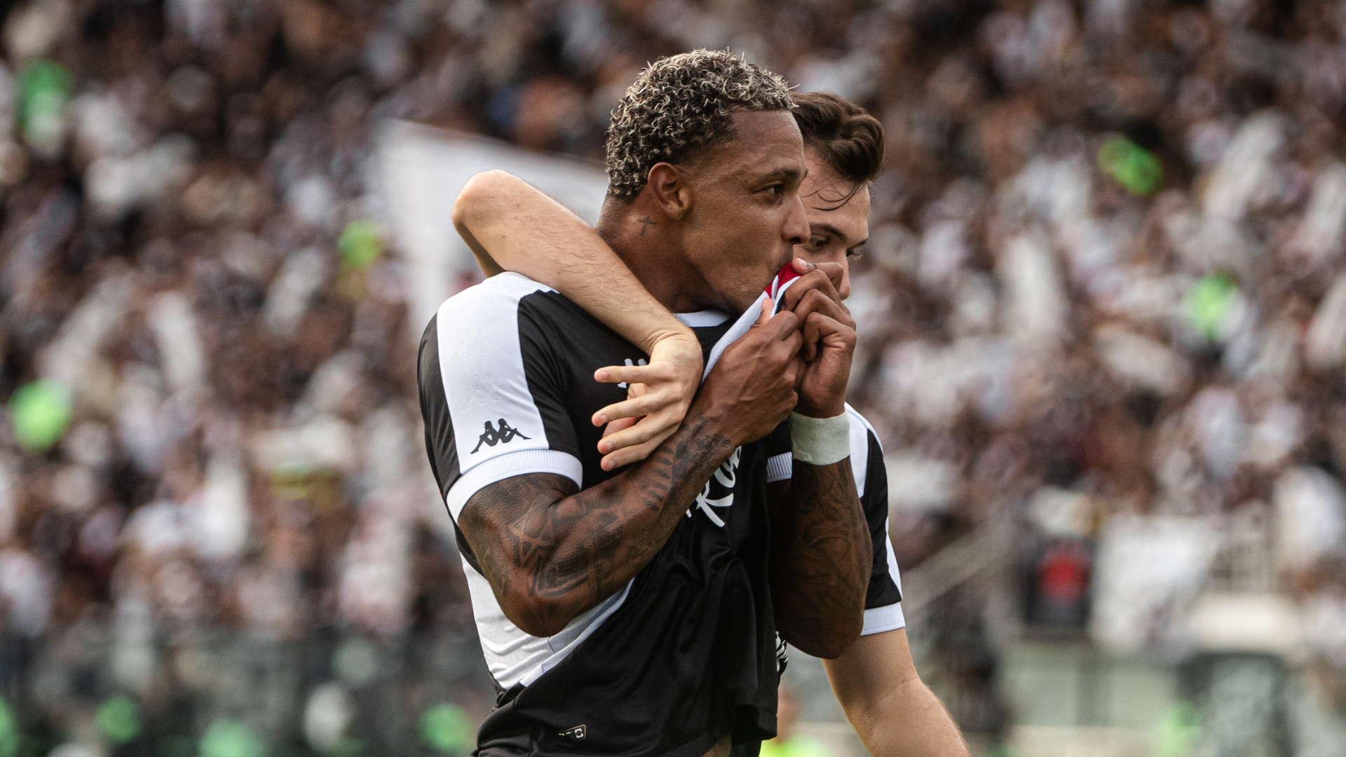 Vasco vence Grêmio por 2 x 1 em partida válida pela primeira rodada do Brasileirão