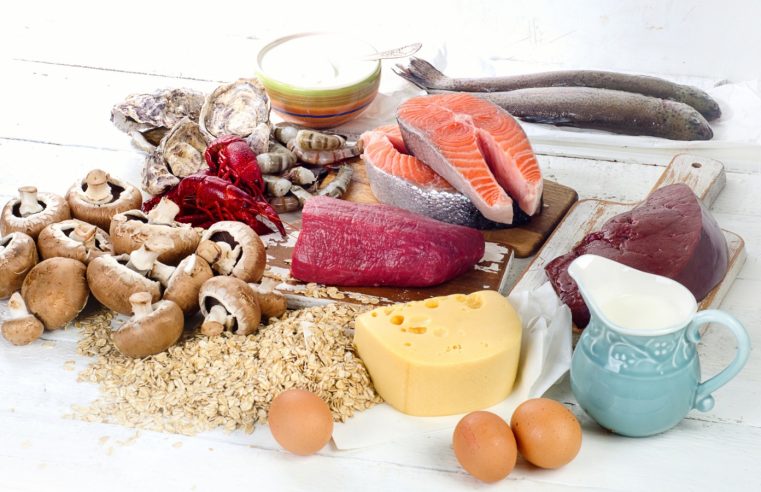 Deficiência de vitamina B12: conheça sinais, sintomas e fontes alimentares