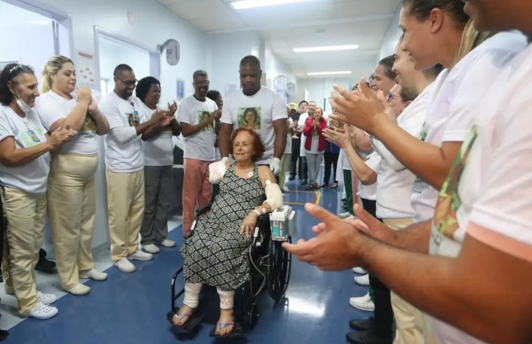 Roseana Murray, escritora atacada por pitbulls, ganha presentes após alta hospitalar