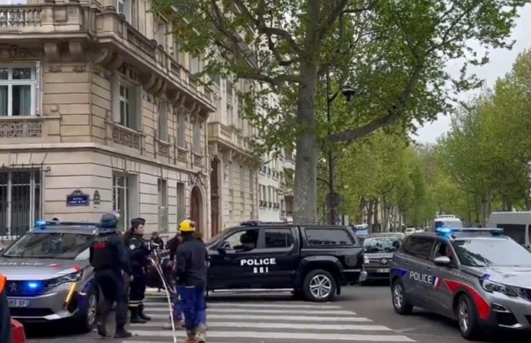 Polícia cerca Consulado Iraniano em Paris após ameaça de explosivos