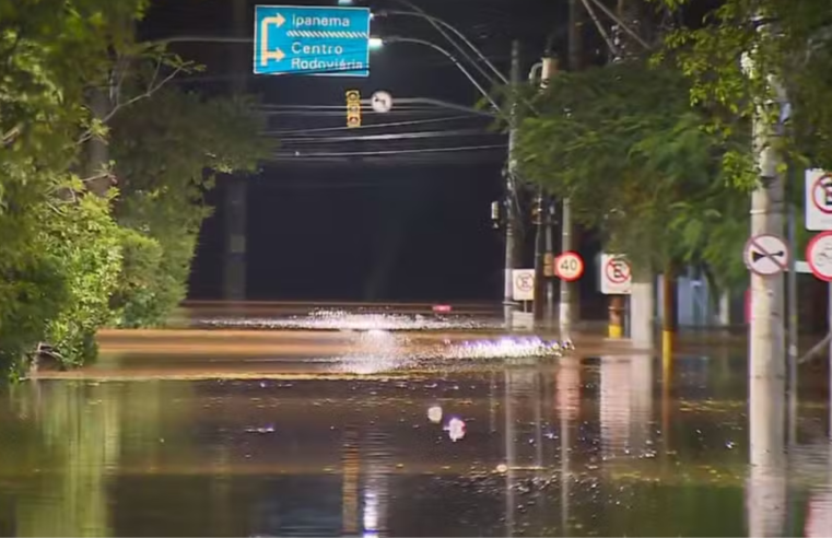 Rio Grande do Sul registra 100 mortes e 128 desaparecidos em tragédia que atinge mais de 400 municípios