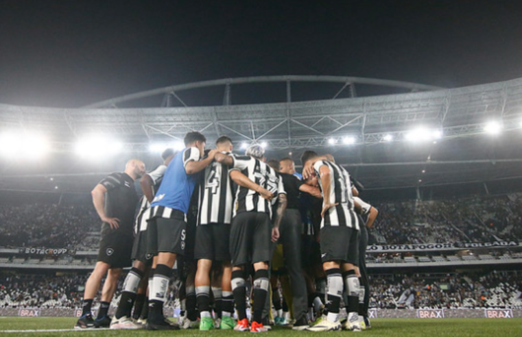 Líder do Brasileirão, Botafogo recebe Bahia neste domingo (05), às 18h, no estádio Nilton Santos