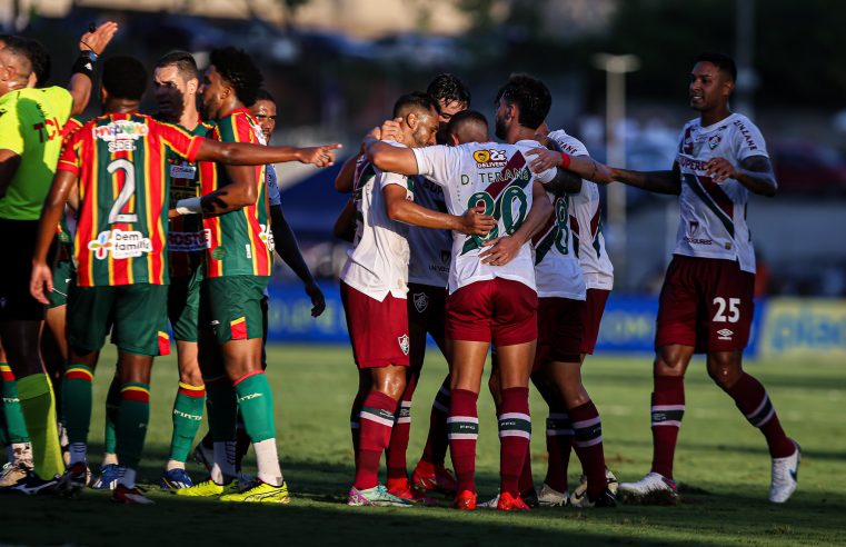 Copa do Brasil: Com time reserva, Fluminense vence Sampaio Corrêa por 2 a 0