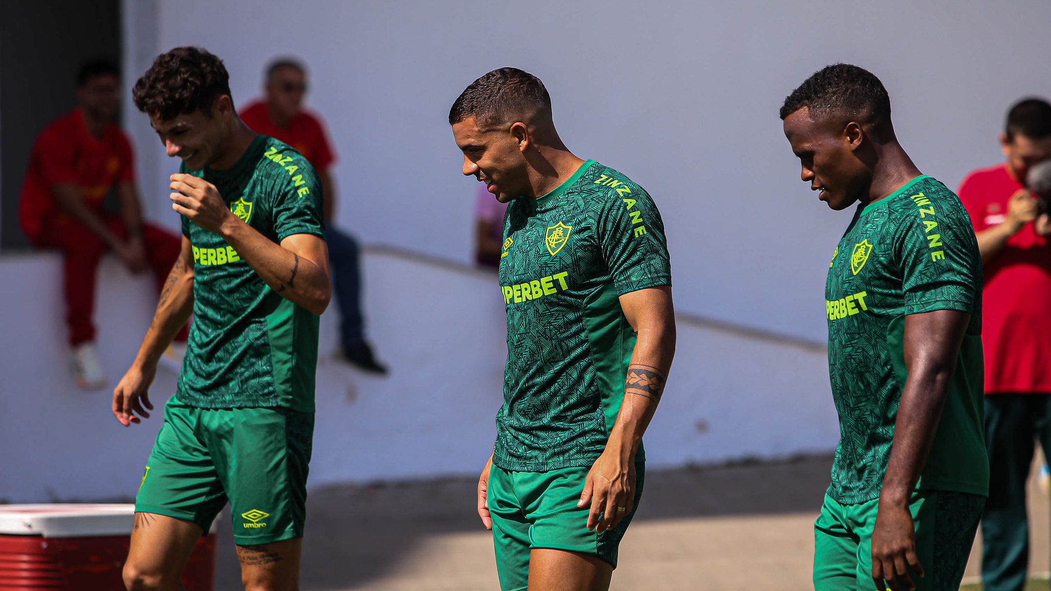 Com retorno de John Kennedy, Fluminense encara São Paulo nesta segunda (13)