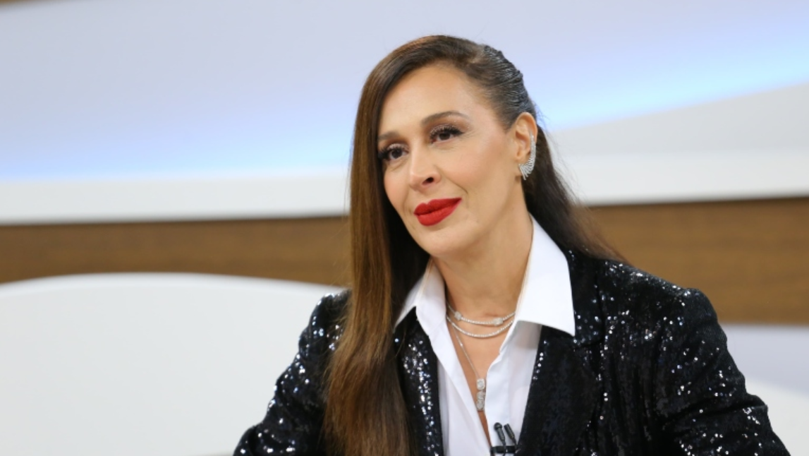 Claudia Raia fala sobre fim de contrato com a Globo, relacionamentos e aborto no programa ‘Roda Viva’