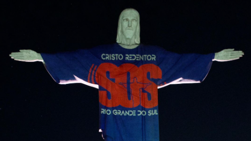 Cristo Redentor recebe projeção em solidariedade ao povo do Rio Grande do Sul