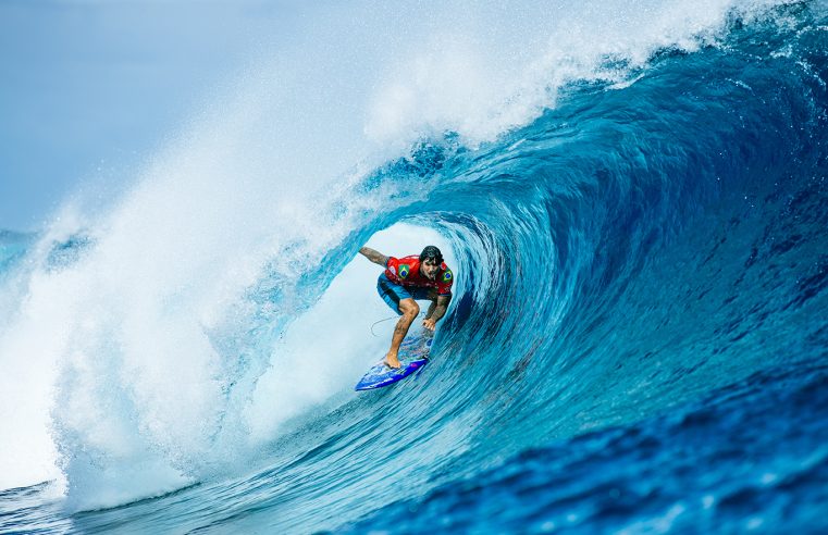Palco do surf olímpico, Tahiti recebe etapa do mundial da modalidade
