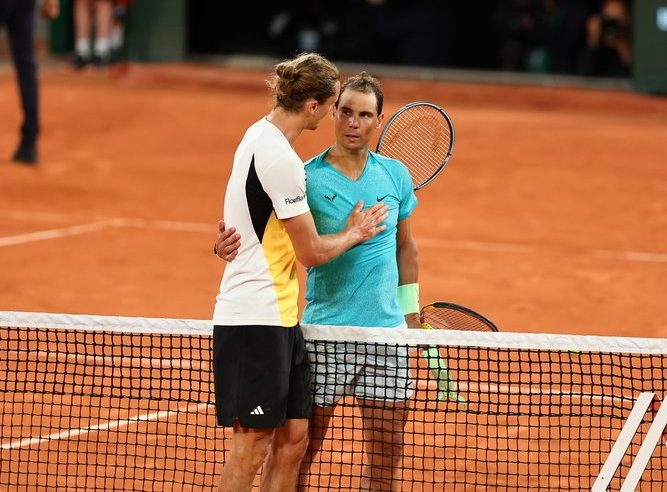 Nadal perde para Zverev na estreia e dá adeus precoce a Roland Garros