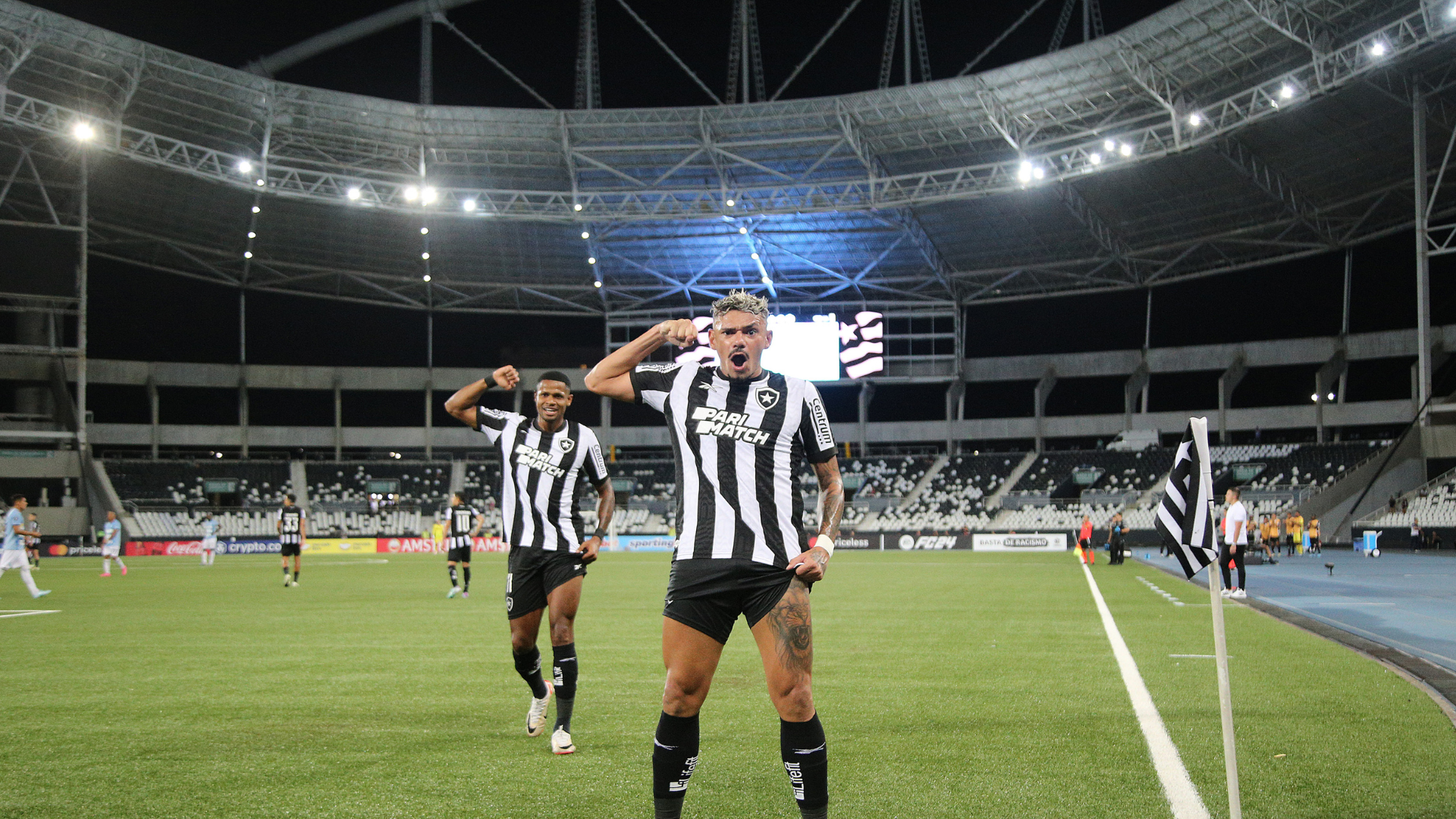 Botafogo: Tiquinho treina em campo e pode retornar ainda neste mês aos gramados