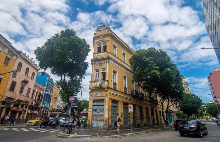 CET-RIO informa fechamento parcial da Avenida Mem de Sá, nesta segunda (13)