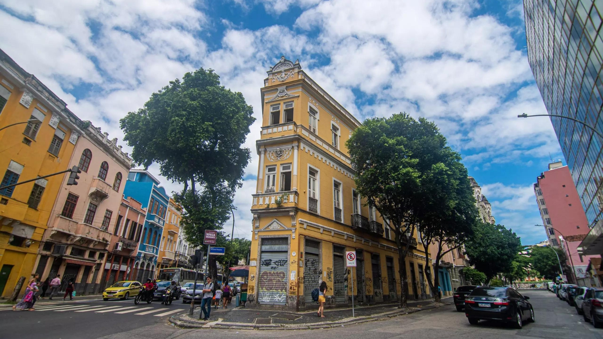 CET-RIO informa fechamento parcial da Avenida Mem de Sá, nesta segunda (13)