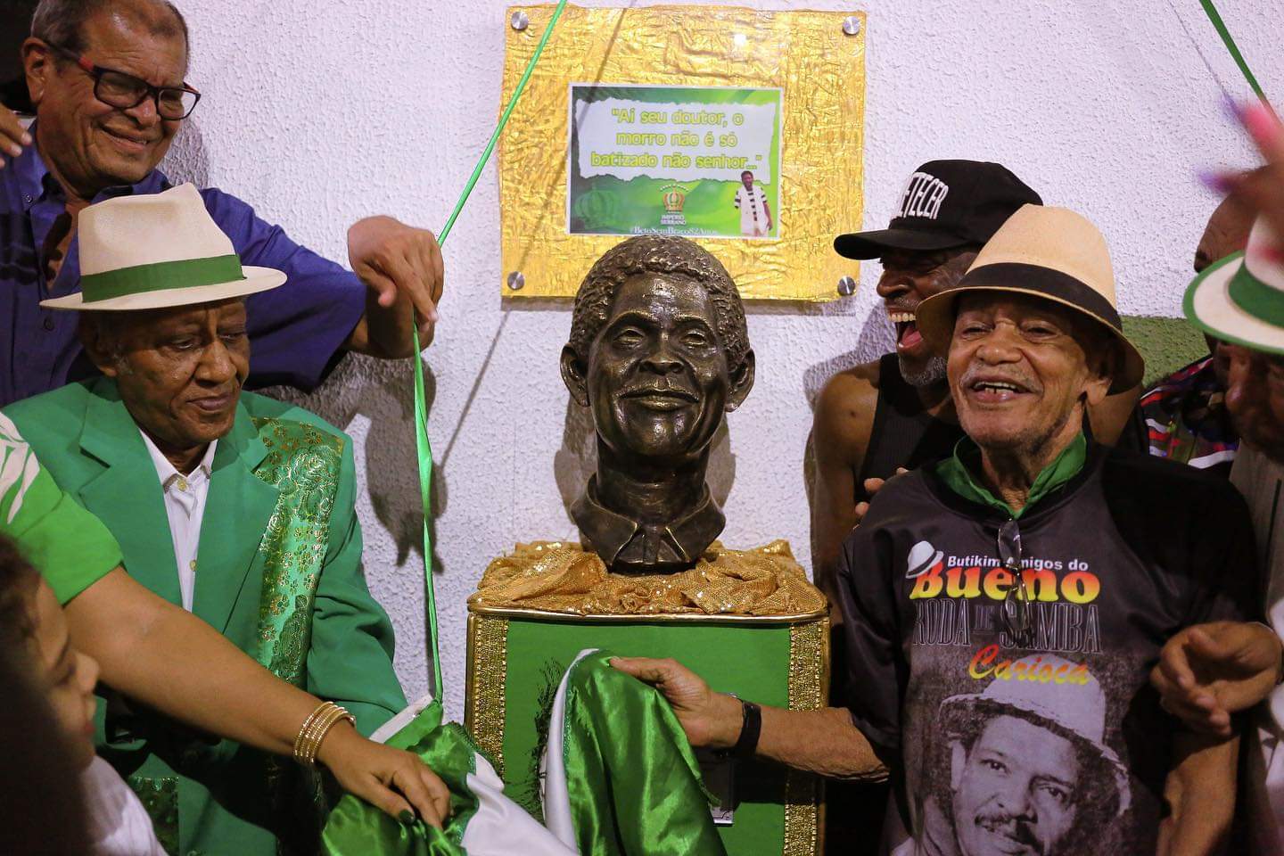 Império Serrano celebra aniversário de Madureira e Beto Sem Braço com roda de samba nesta sexta (24), com entrada franca