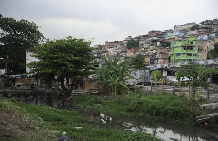 PM faz operação na Maré para prender criminosos de outros estados