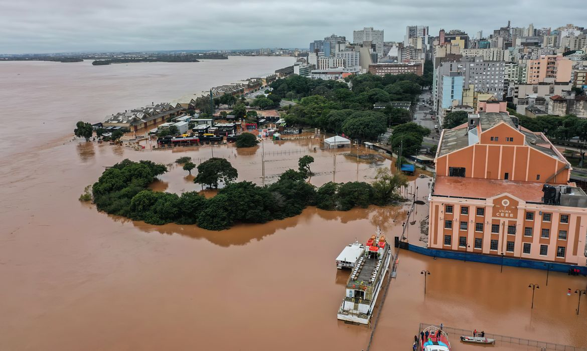 Estimativa da UFRGS: Guaíba deve atingir entre 5,3 e 5,5 metros nesta terça-feira (14)