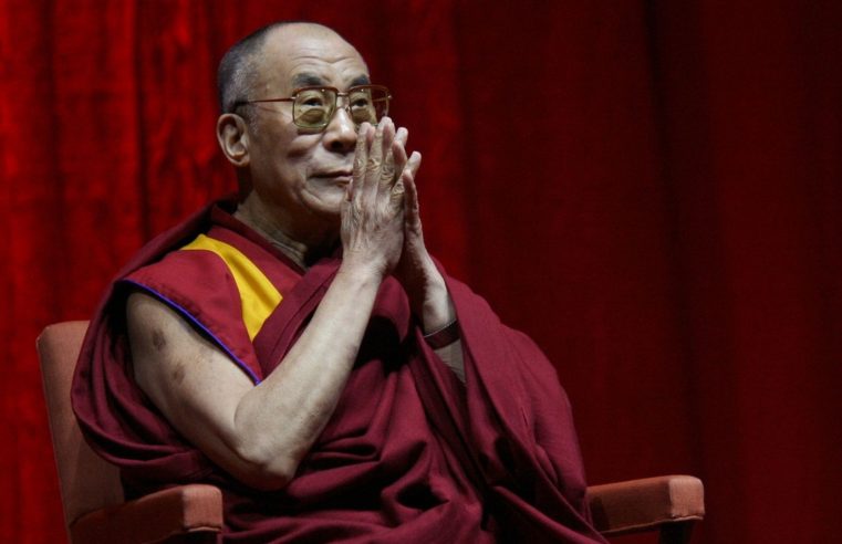 China declara que Dalai Lama deve ‘corrigir completamente’ opiniões políticas