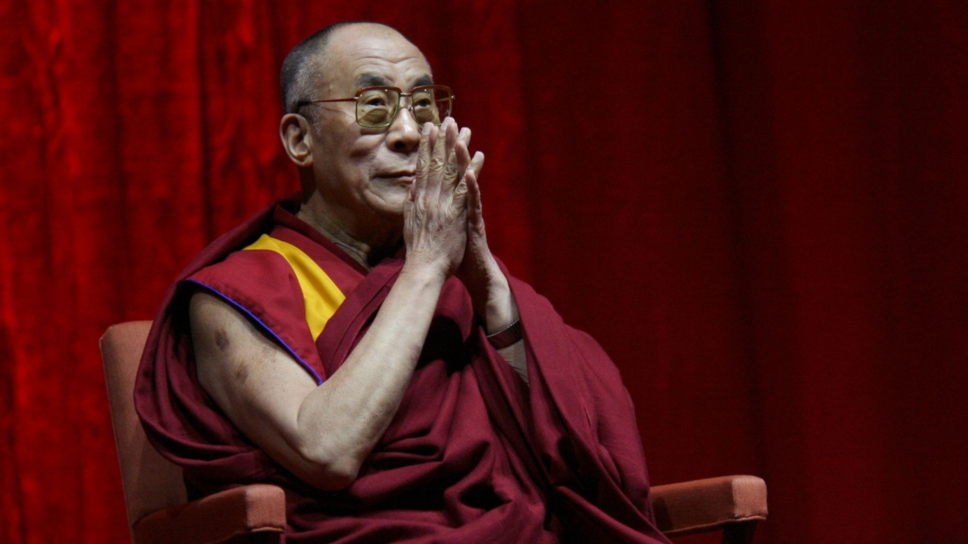 China declara que Dalai Lama deve ‘corrigir completamente’ opiniões políticas